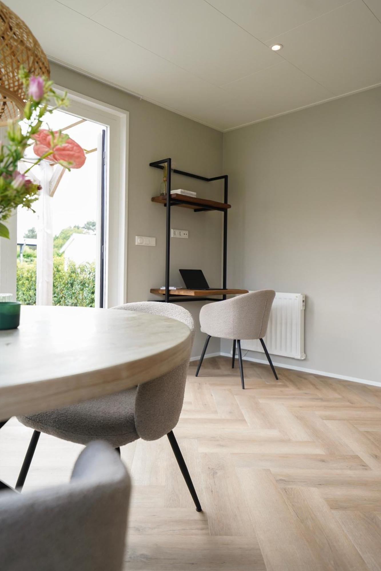 Luxe Lodge 'Bold' Nabij Bos En Veluwemeer - 4 Pers 埃尔默洛 外观 照片